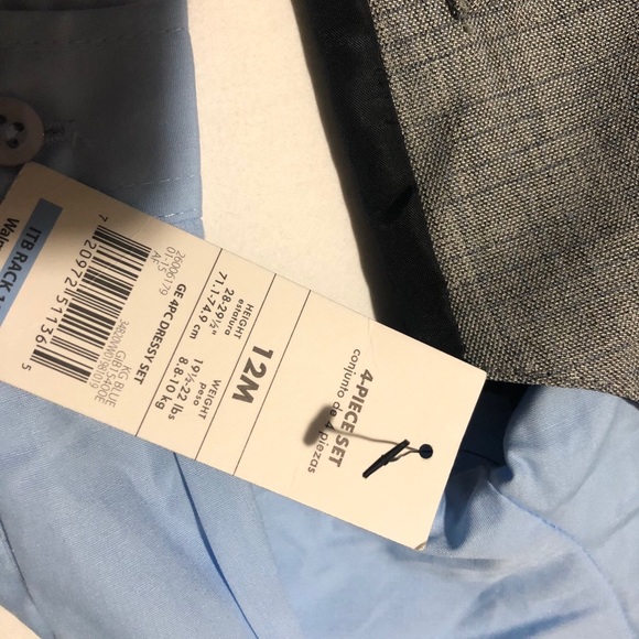 Boys suit and tie - Picture 3 of 3